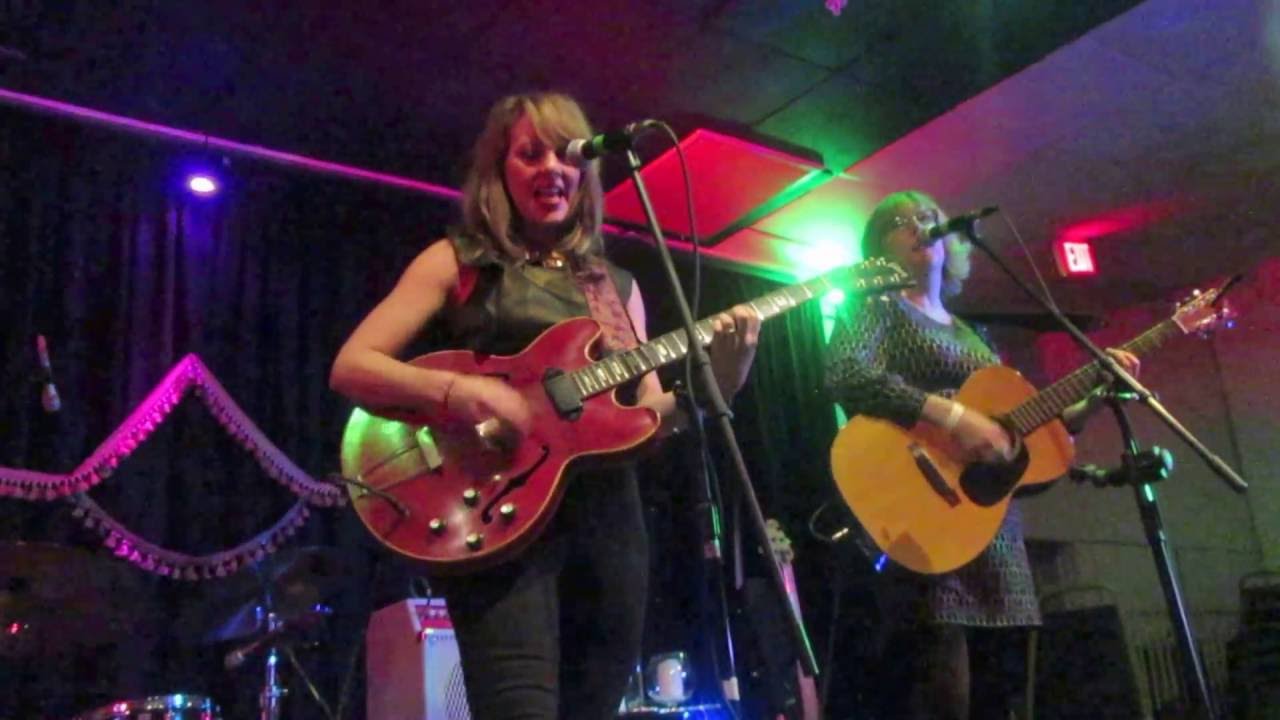 Hilken Mancini & Chris Toppin (from Fuzzy) " Girl Don't Tell Me "