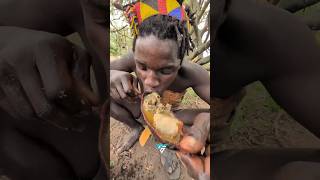 Yanomami Tribe जह लग पत ह मर हए लग क हडडय क सप