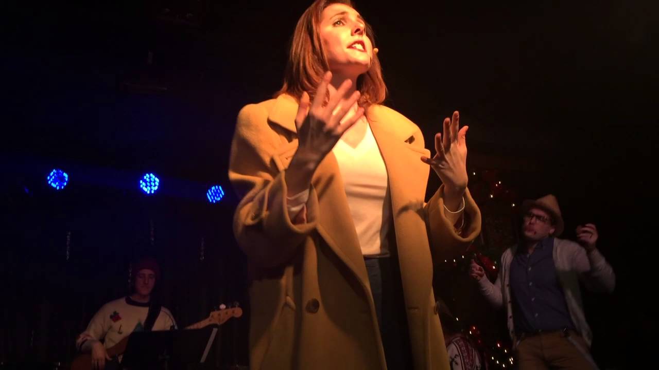 Marla Mindelle - All I Want For Christmas is You (1/2) - Home Alone at Rockwell