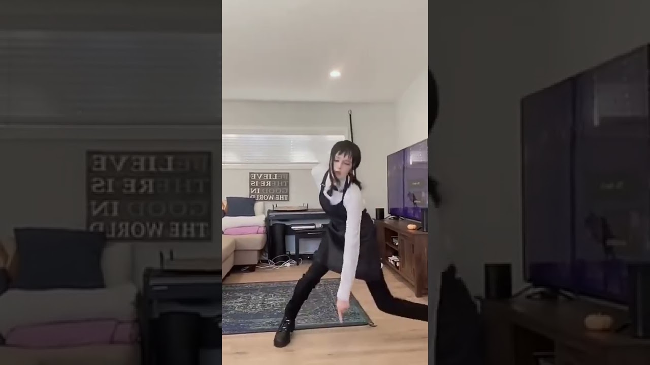 Kobeni Cosplay (KOBENI DANCE). Chainsaw Man Cosplay.