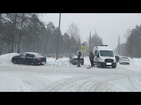 В Заречном в результате аварии госпитализировали 75-летнего водителя