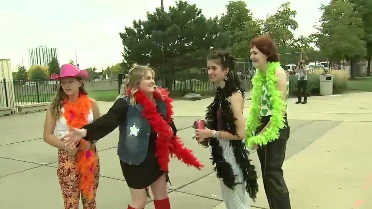 Harry Styles Chicago concert rescheduled after fans camp outside United Center to see show