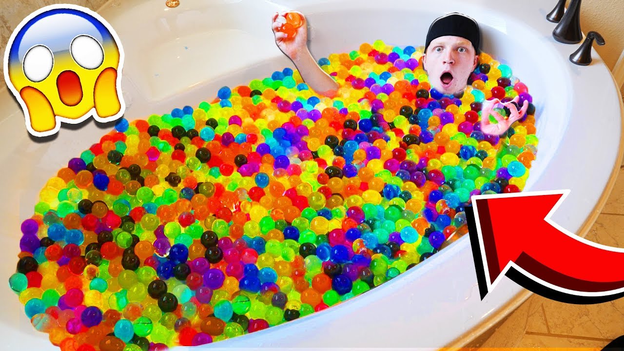 1,000 GIANT ORBEEZ VS MY BATHTUB! 