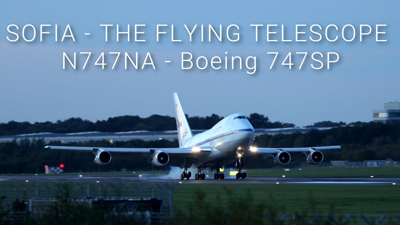 NASA Boeing 747SP SOFIA Landing at Hamburg Airport during LOW LIGHT