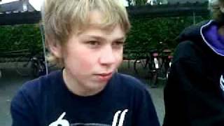 VID-20111017-00004