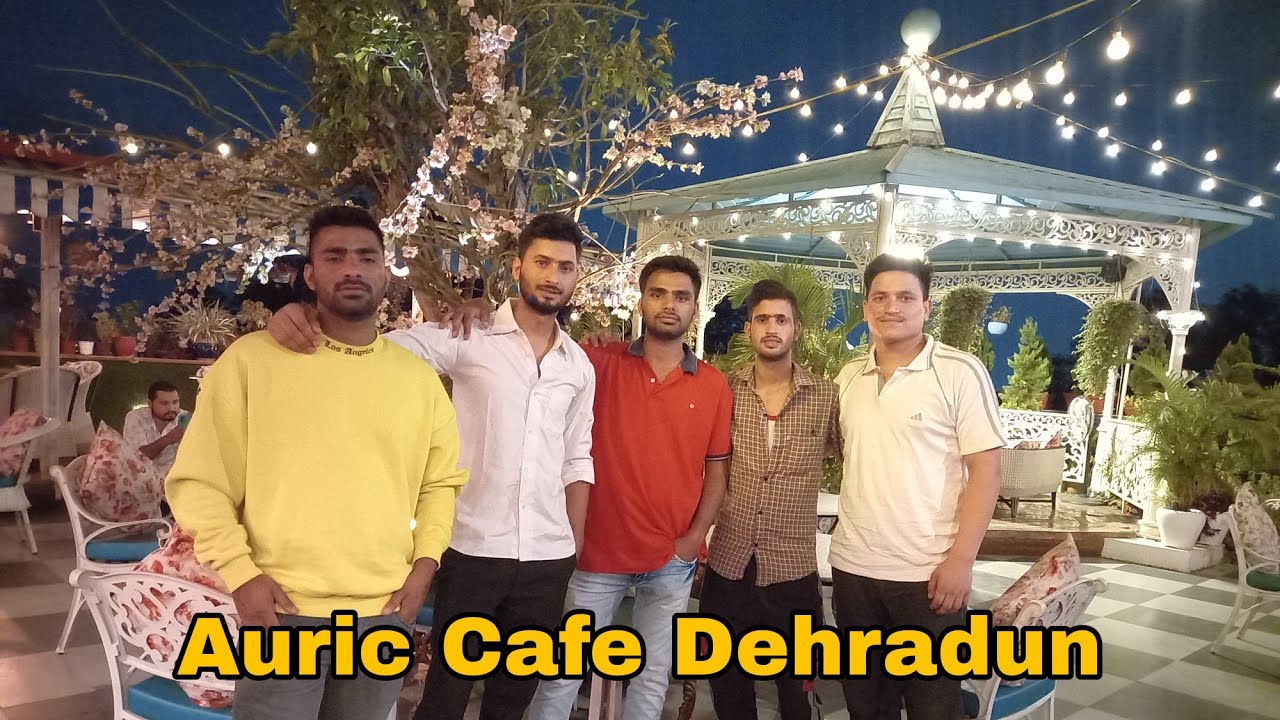 Auric Cafe Dehradun//yashupahadi Rajpurroaddehradun vloger 🙌☕☕🙌♥️🫣
