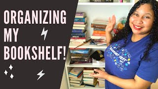 Organizing My Bookshelf
Oh hi! Im hoping that this will signify my return to Booktube after a 3-4 month long hiatus. And what better way to start than by organizing my new bookshelves?
FOLLOW ME ON SOCIAL MEDIA:
Snapchat: taylormendoza19
Twitter: @PageScreenTay
Tumblr: http://heyitstaytay.tumblr.com/
Instagram: @pagescreentaylor
Email: pagetoscreentotaylor.gmail.com
Amazon Wishlist: https://www.amazon.com/hz/wishlist/ls/12TKMLN5DCVS4?ref wl_share Organizing My Bookshelf