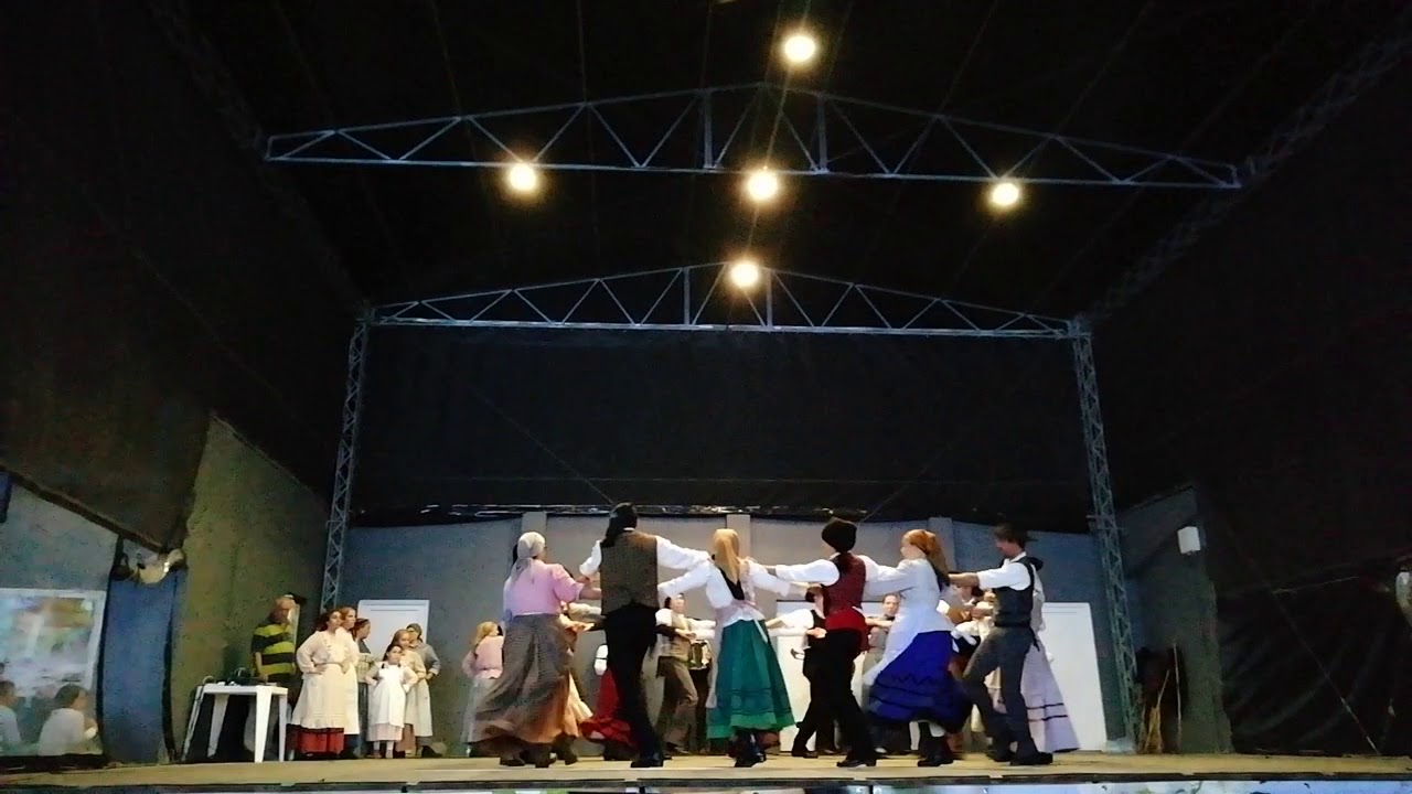 Festa numa das nossas aldeias - Achada