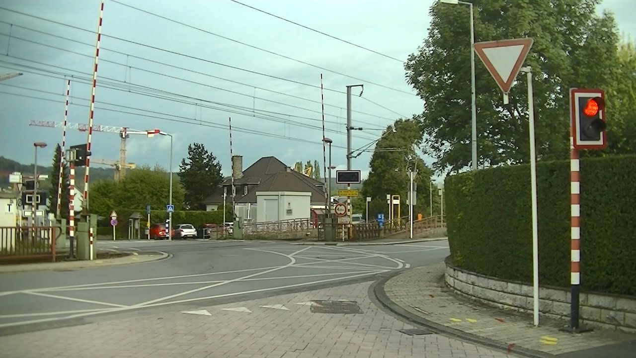 Spoorwegovergang Heisdorf (L) // Railroad crossing // Passage à niveau