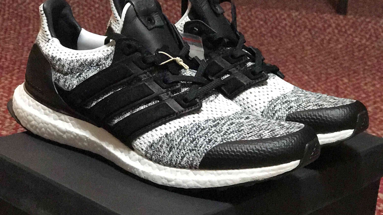 sns social status ultra boost