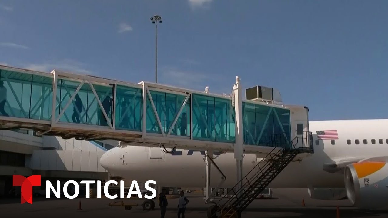 EE.UU. envía a Venezuela vuelo con 147 inmigrantes deportados | Noticias Telemundo