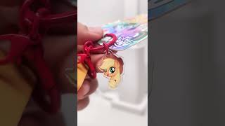 🍎✨ Yee-haw! Watch Applejack work her harvest magic! 🎞️ ASMR Flip Book #mlp #mylittlepony