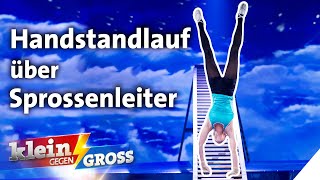 Die Knappe Handstandlauf-Challenge Schlägt Chantal Den Turnweltmeister? Klein Gegen Groß