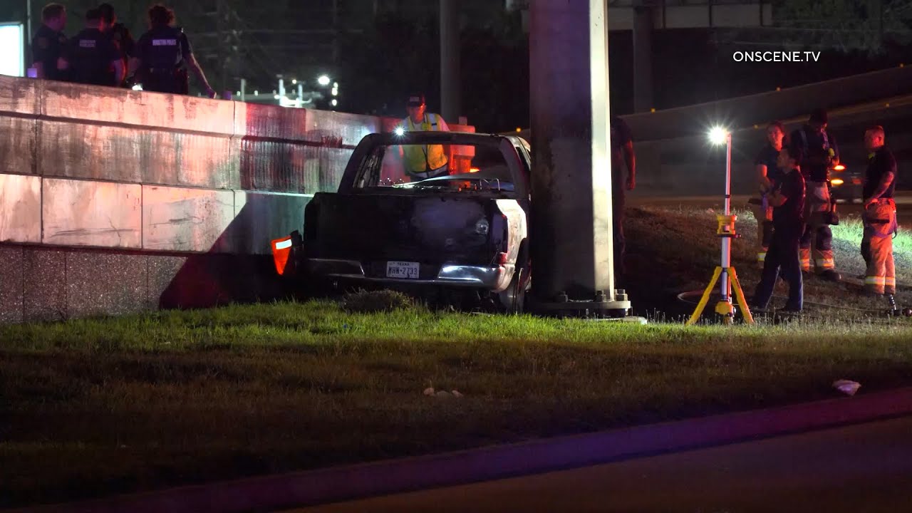Man Dies in Fiery Crash - YouTube