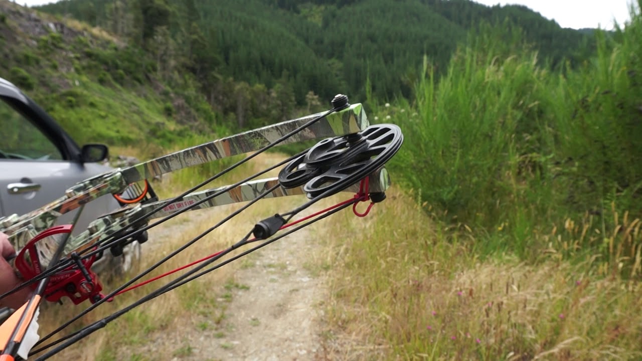 Vapor Trails, Compound Bow with Vapor Trail Riser. - YouTube