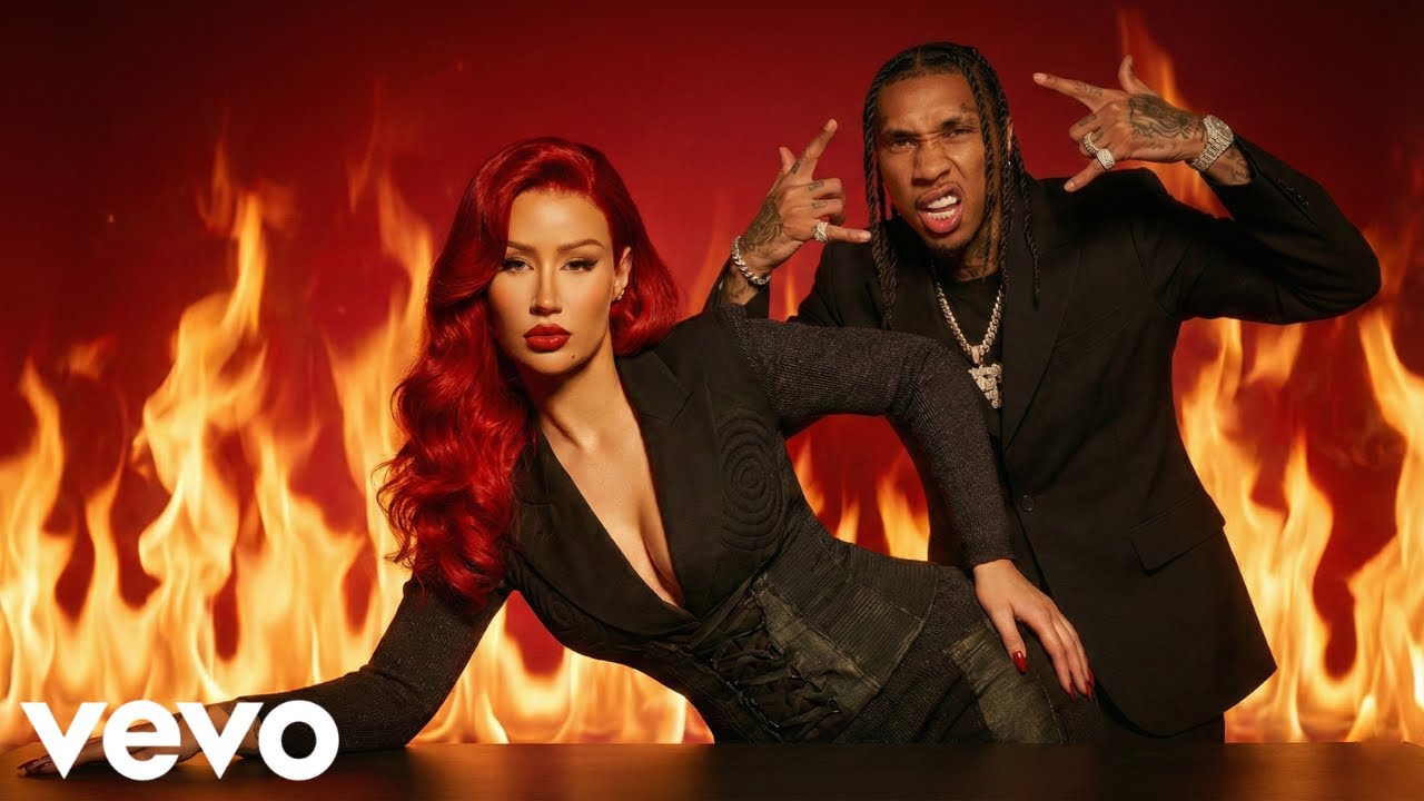 Iggy Azalea ft. Tyga - Turn It Up (Lyrical Music Video)