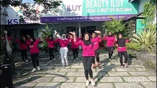YANG PENTING HAPPY Senam Kreasi Bersama Komunitas Senam Iluy