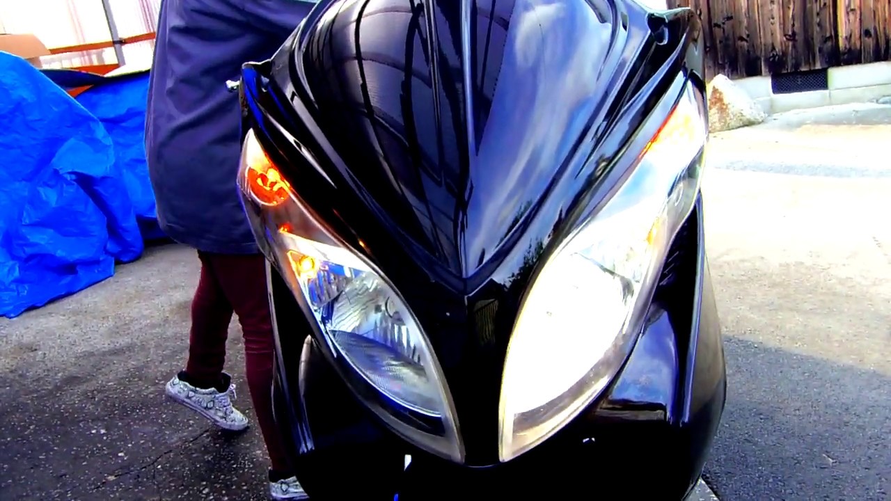 ☆スカイウェイブ250S☆フルカスタム☆快調!セル一発☆外装良好メチャ ☆スカイウェイブ250S☆フルカスタム☆快調!セル一発☆外装良好メチャ
