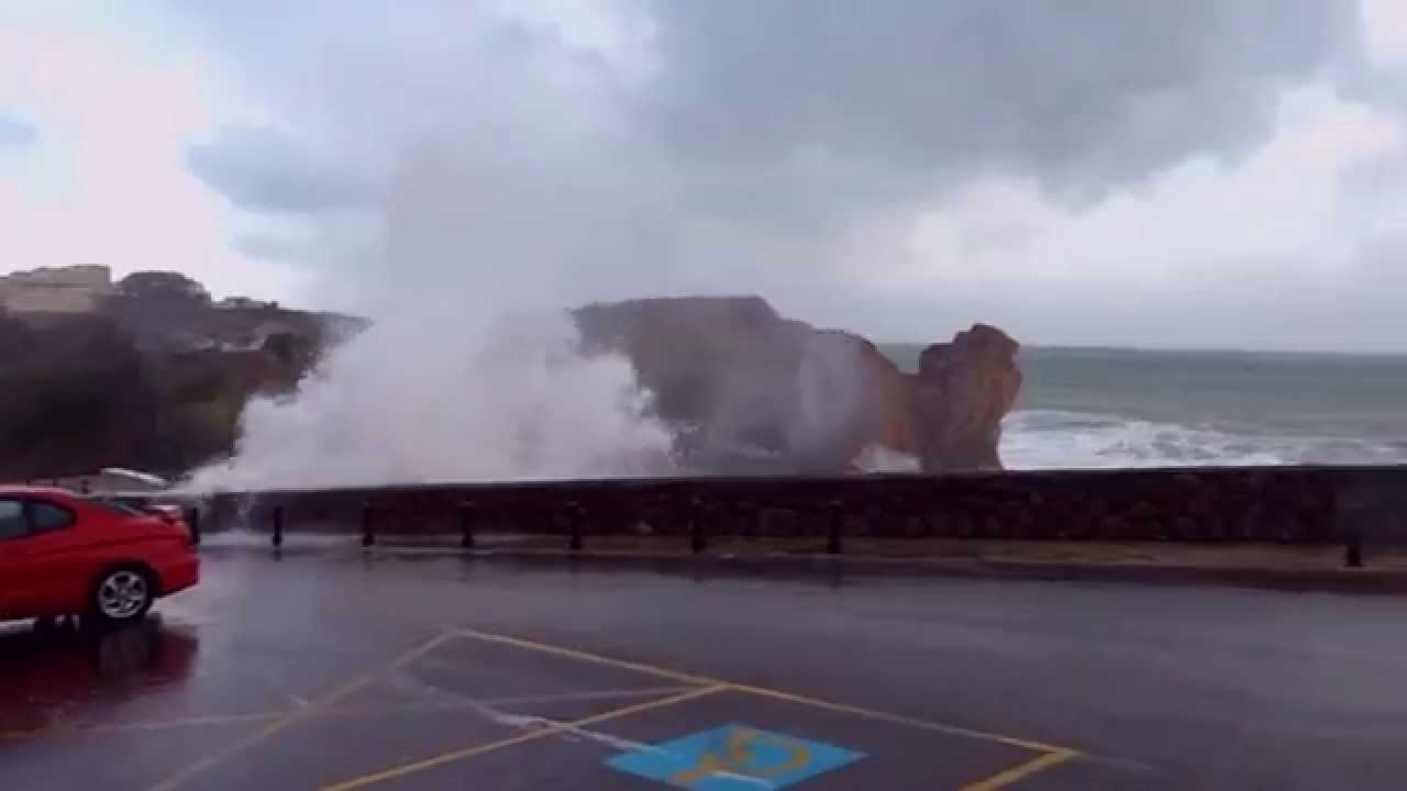 10-GRANDES OLAS OSTENDE-PEDREGAL.CASTRO URDIALES.CANTABRIA
