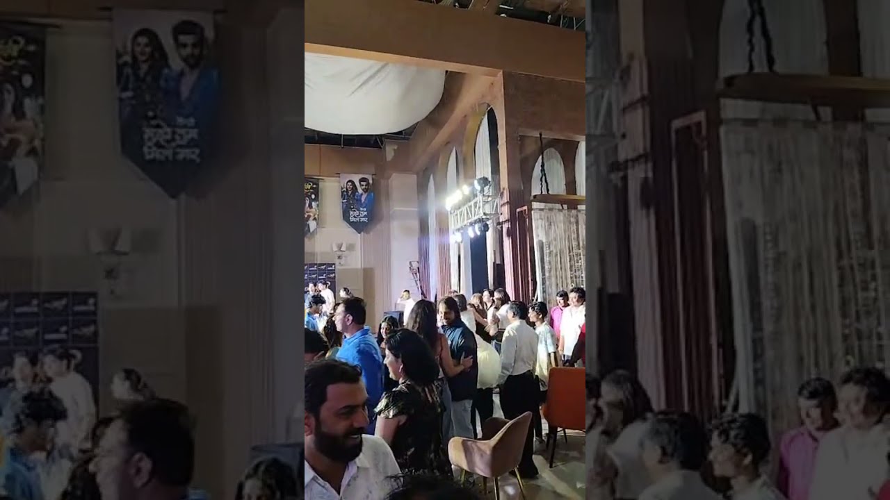 Mannat: Aarambhi open celebration on set ll 1 year complete ki party ! #mannat #aarmbhi 