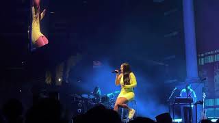 Kacey Musgraves - Camera Roll live (Crypto Arena 2/20/22)
