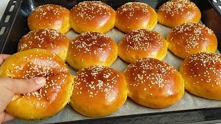 Super soft and super soft! Quick and easy brioches for breakfast.