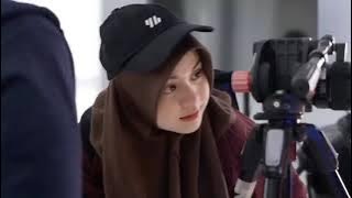 Inginku gapai bulan dan ku petik bintang