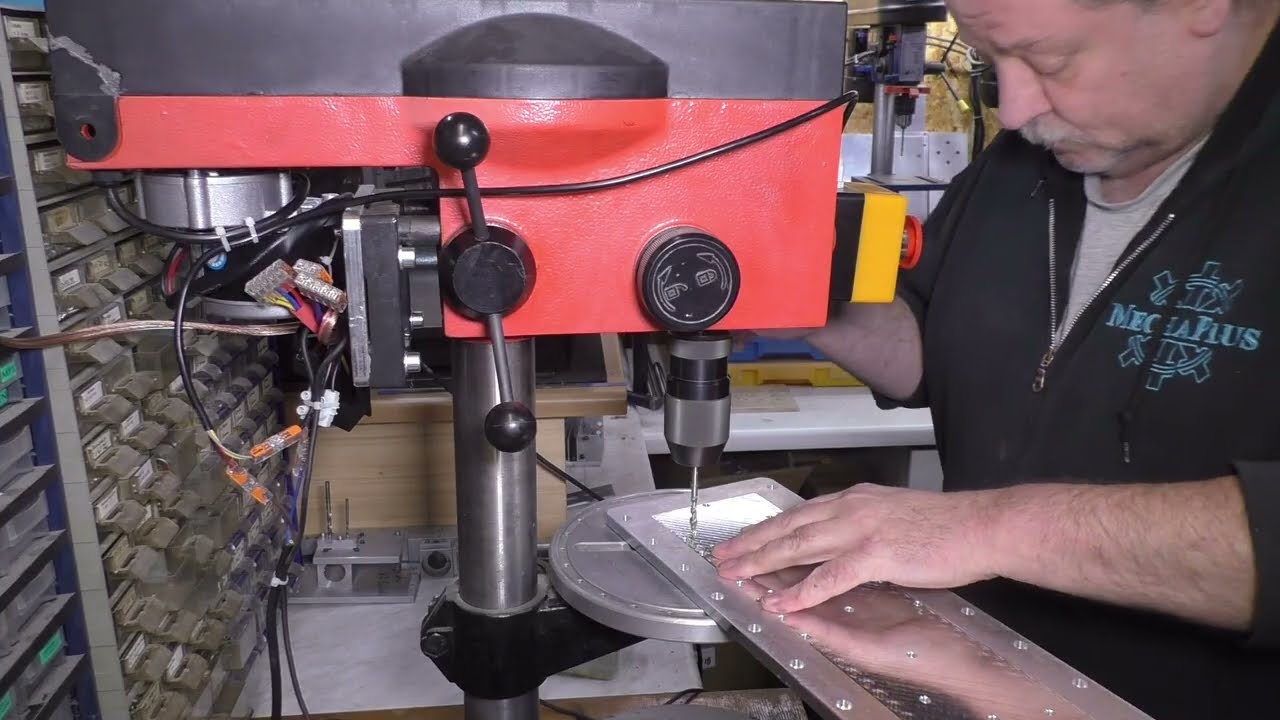 #Gewindeschneidmaschine