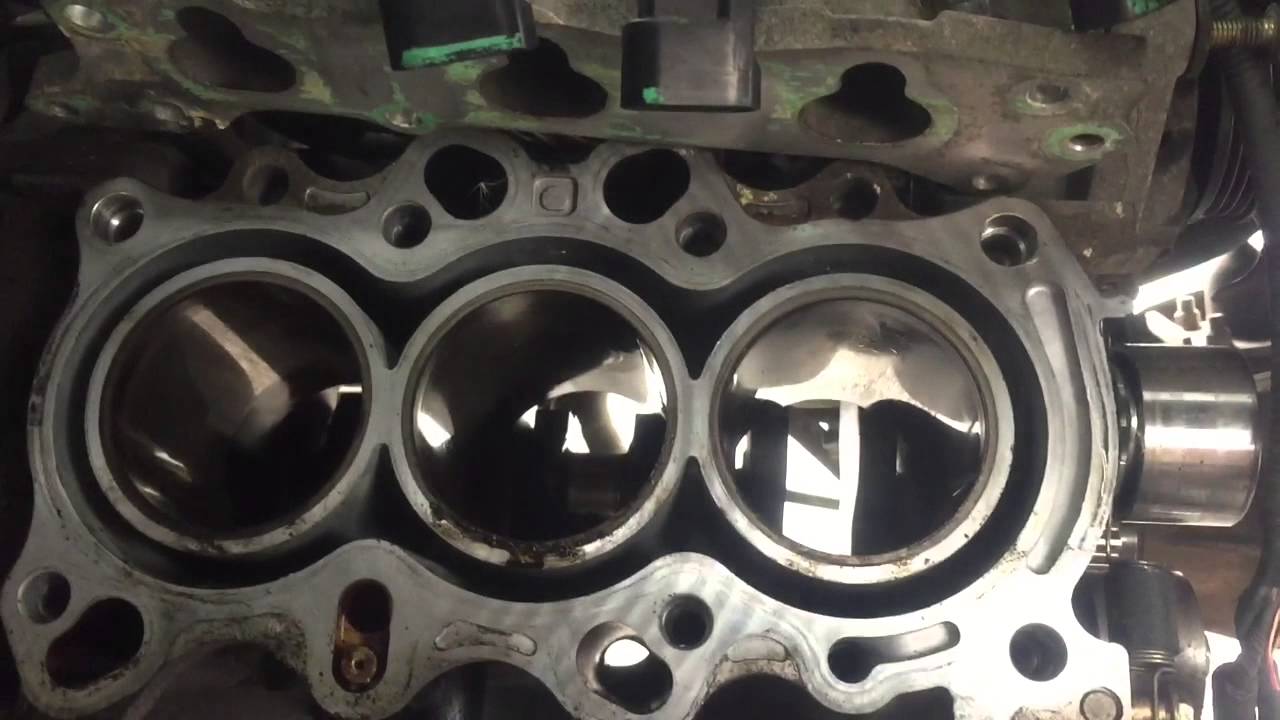 ホンダバモスターボヘッド交換やってます（HONDA　BAMOS　TURBO）