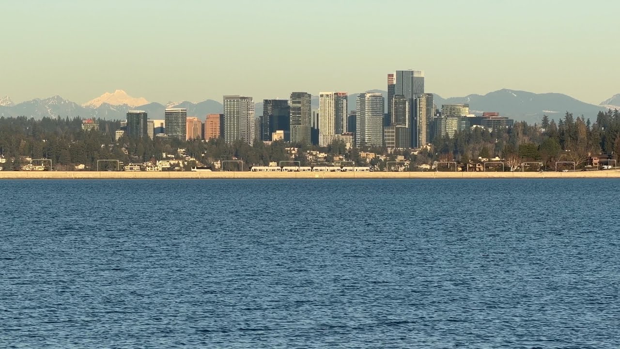 First Time Seeing Link Trains Pass Each Other On The I-90 Bridge.