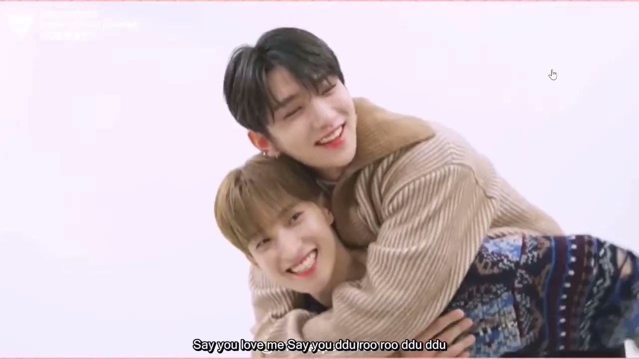 SEOKSOO (석수) [SEVENTEEN (세븐틴)] MOMENTS -ONE STEP, TWO STEPS (OH MY GIRL)