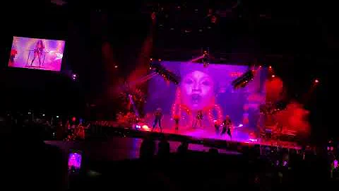 NICKI MINAJ | Chun-Li [Live at Paris Nicki Wrld Tour 2019] - 天天要聞