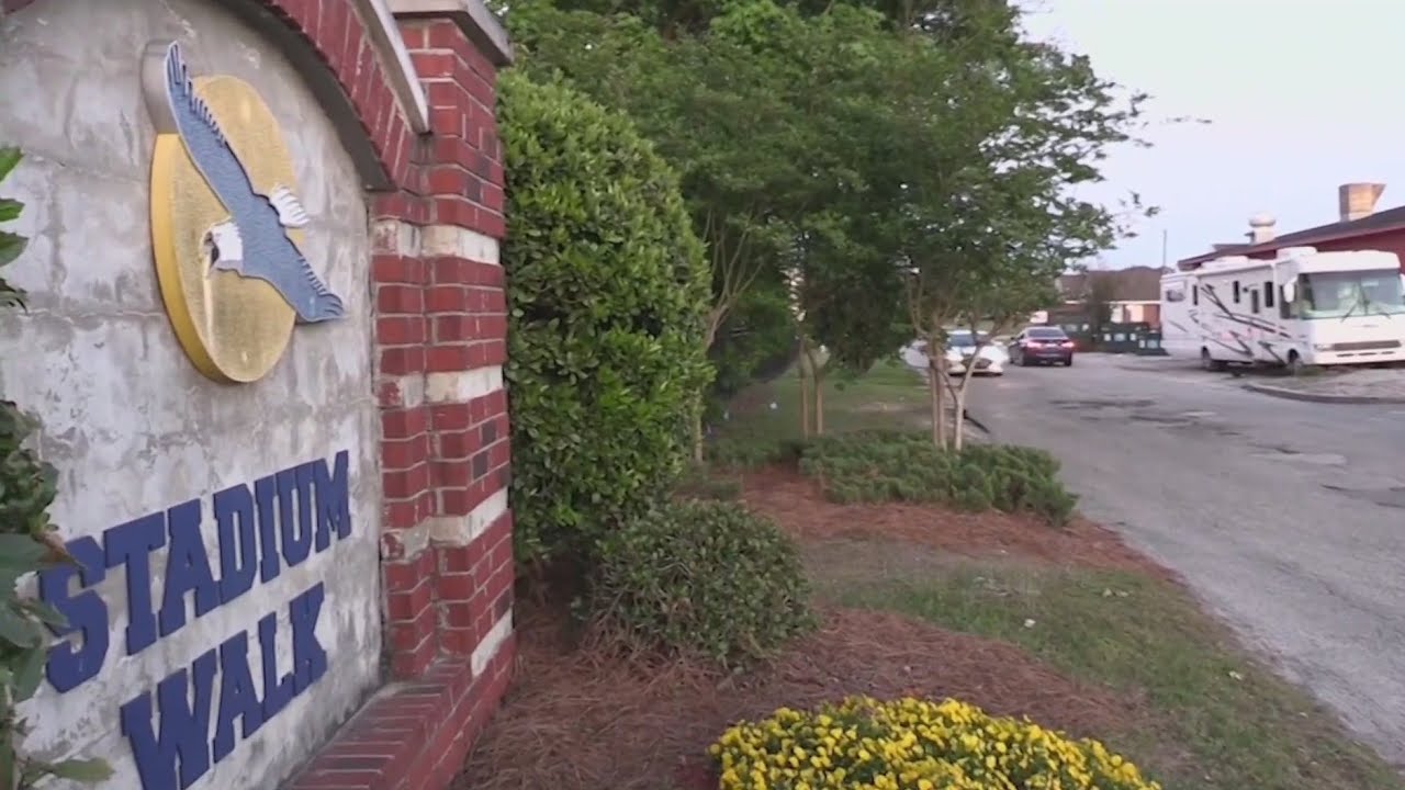 Statesboro PD investigating shooting near Paulson Stadium - YouTube