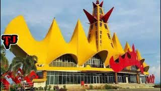 Sang Bumi Ruwa Jurai - Kanjeng Andy Achmad Sampoerna Jaya (lirik & arti)