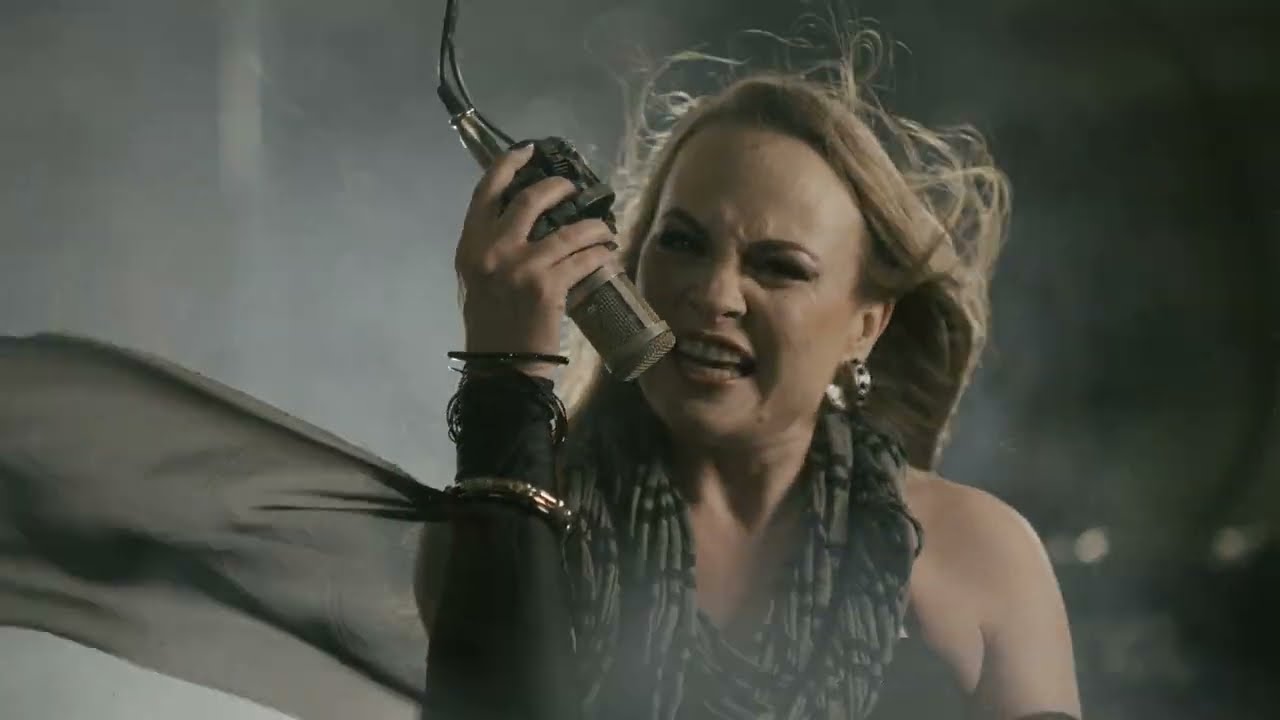 在 YouTube 上观看 Black Sun - Drown in Sin (Official Music Video)