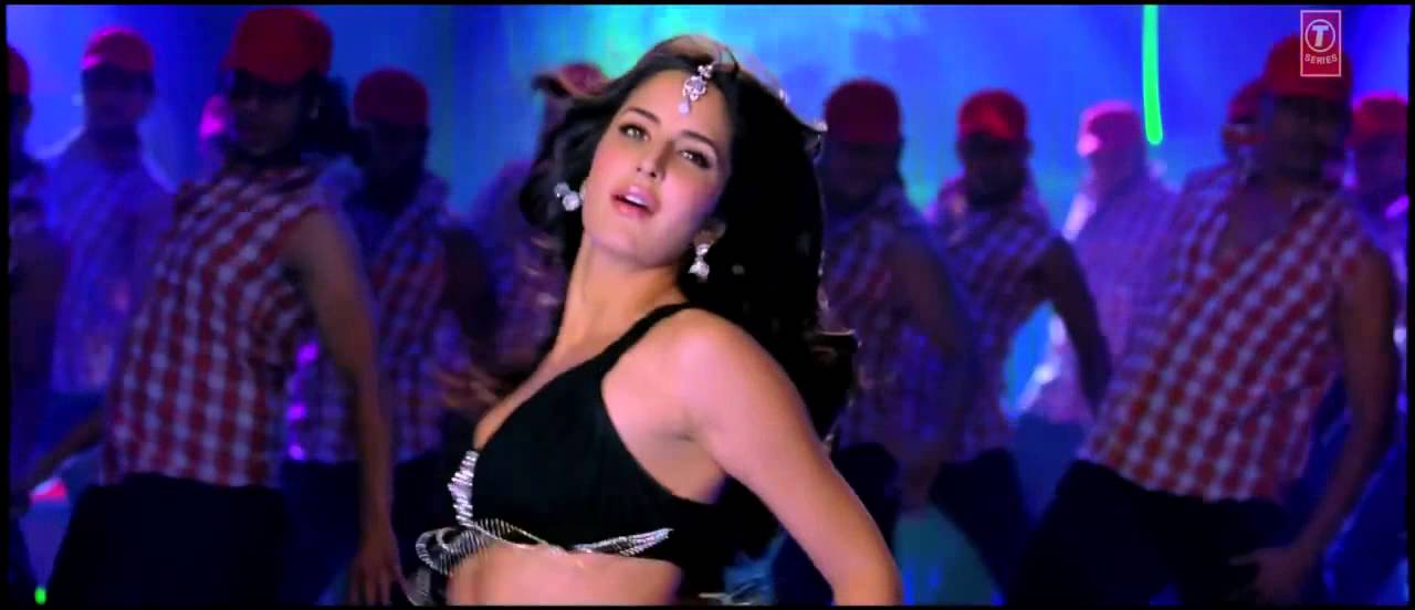 Title Song Bodyguard - Katrina Kaif  Salman Khan 2011 -5785