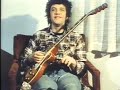 Capture de la vidéo Mike Bloomfield Talks Les Paul Sunburst (From A 1979 Les Paul Documentary)