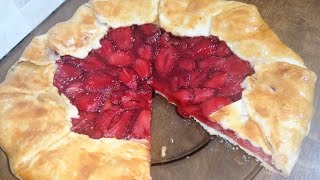 :     10 !    // Pie for tea in 10 minutes!  GALETTE WITH STRAWBERRY