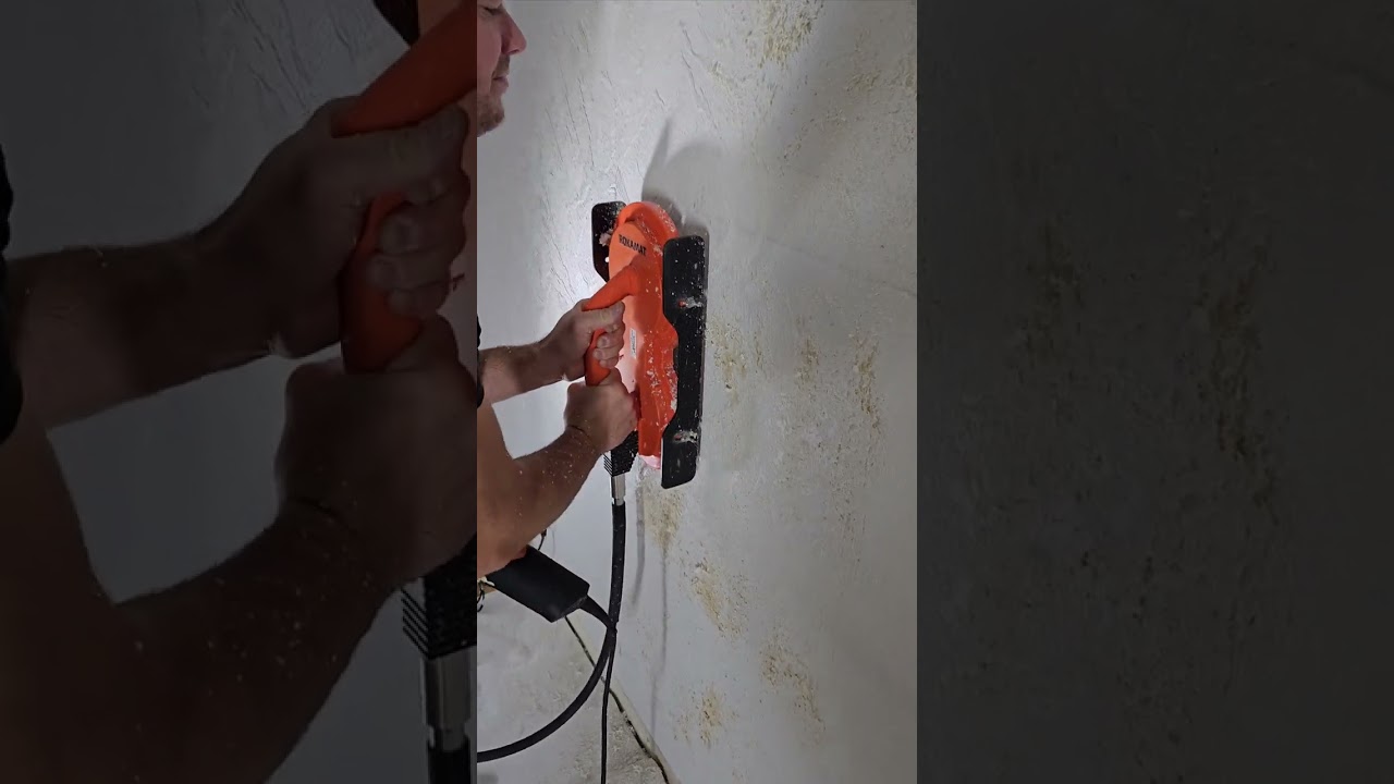 Tapeten entfernen leicht gemacht mit dem Rokamat Chameleon  -  Wände perforieren