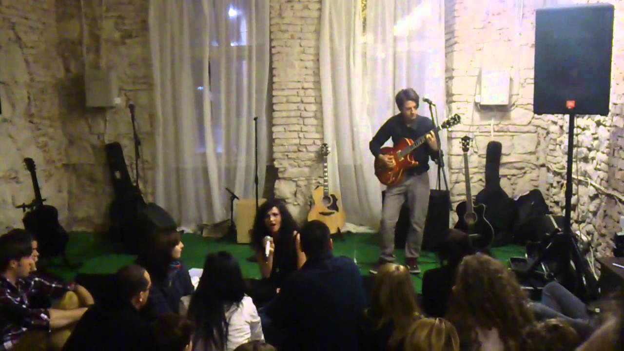 Anne & Radu Varga - This world - YouTube