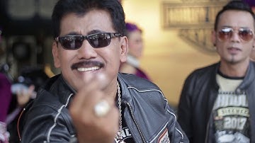 TUTUP LOBANG GALI LOBANG . H DODI MANSYUR FEAT CEU TARSIH