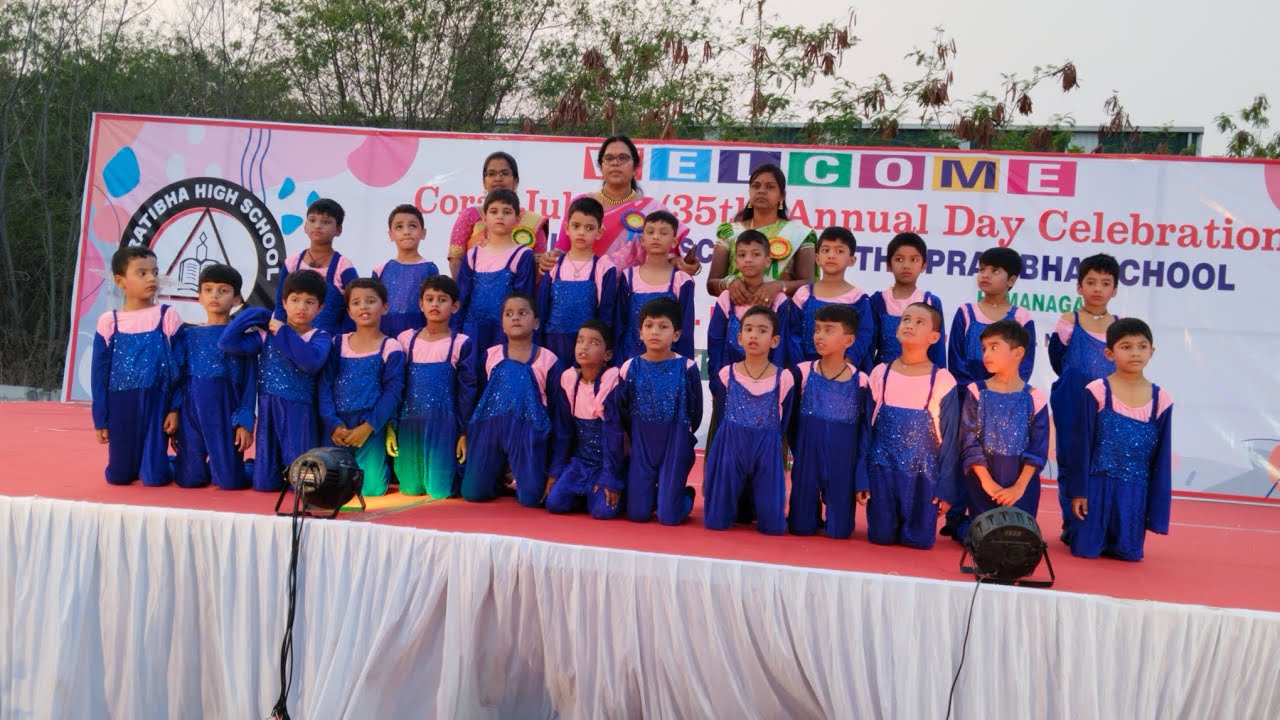 Annual Day Dance by boys Class 1&2 #minions #miniondance #funny ...
