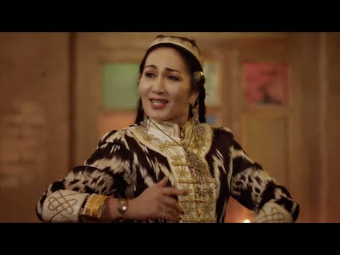 Uyghur folk song - Xuymu chirayliq chokanlar (English Subtitles)