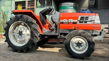 (Đã nhận Cọc)Máy cày bãi.Kubota Gl32 hai cầu trợ lực lái.32 mã lực hàng bãi nguyên rin đẹp xuất sắc