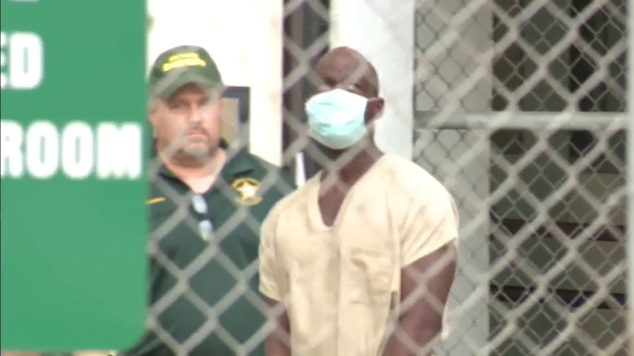 Man charged in missing mom case to appear before judge - YouTube
