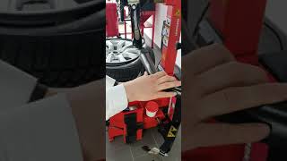 Mașina De Schimbat Anvelope Fără Levier Seltech St8056