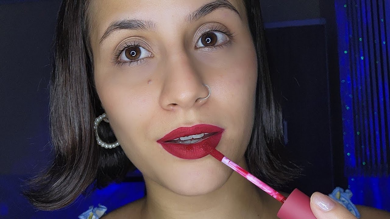 ASMR - Passando Batom  4 tons diferentes