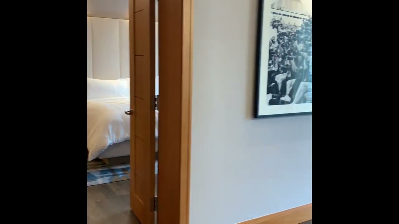 The Ritz Carlton Toronto - The Wellington Suite