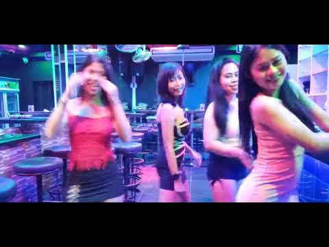 It's almost the weekend So we're dancing! - YouTube