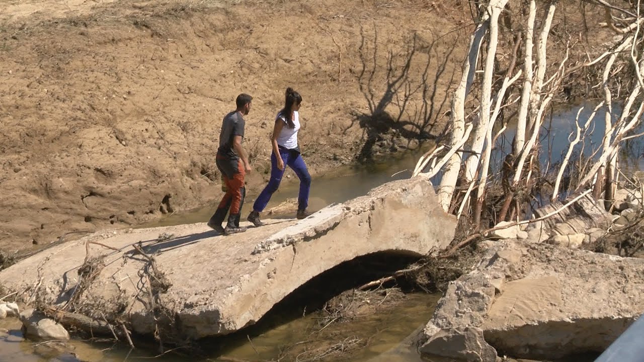 El agua se lleva por delante el único acceso a Sánsoain